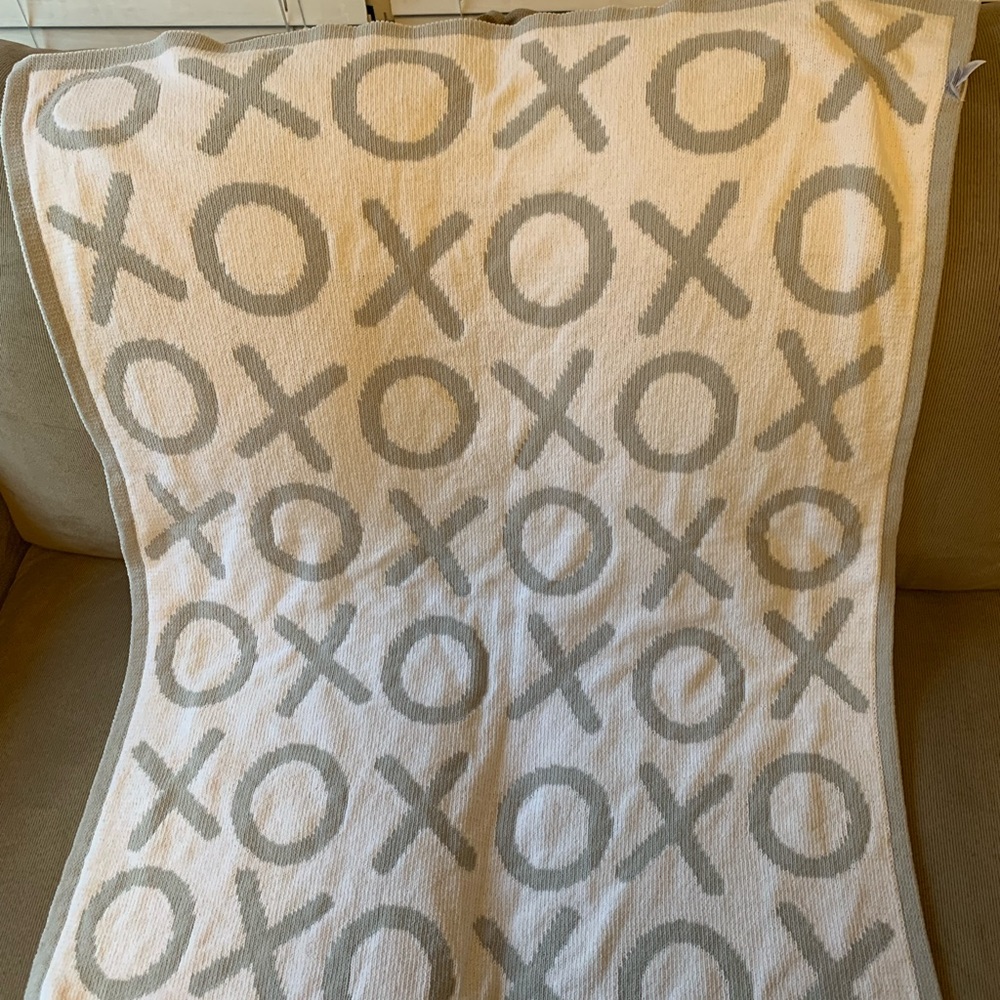 Nordstrom Baby XOXO chenille blanket